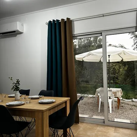 Stella's Olive Tree House Apartamento Adelianos Kampos